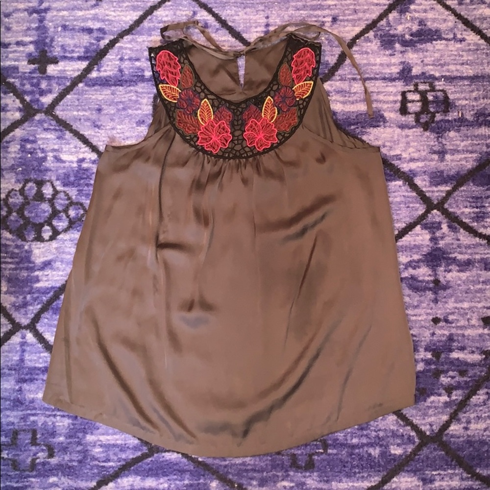Tunic with Embroidery and Appliqué Neck